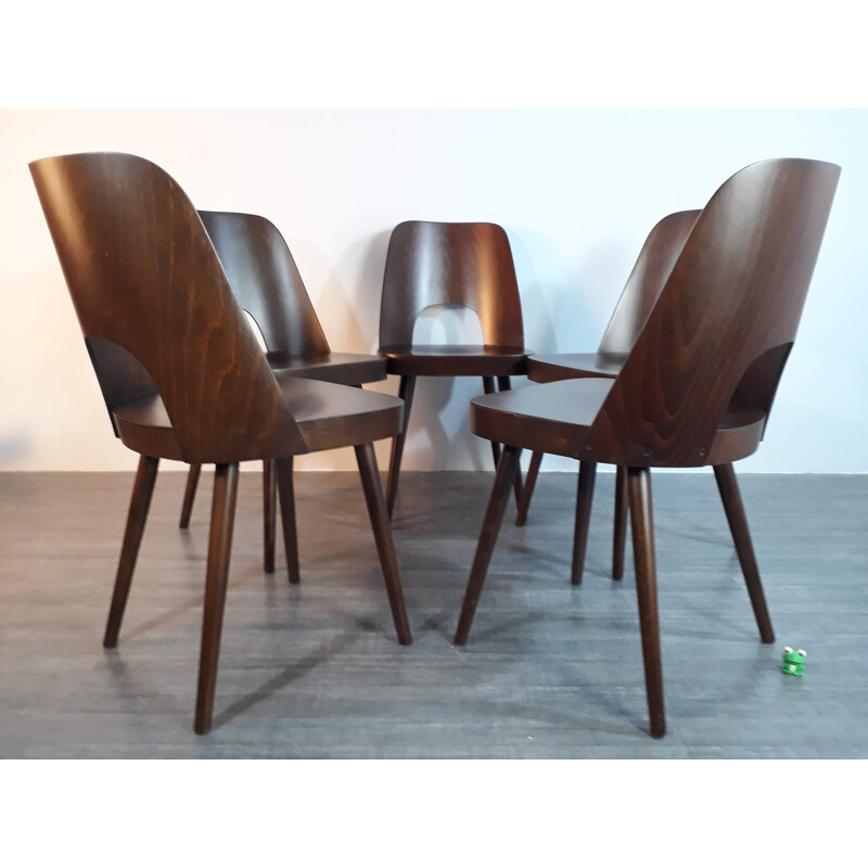 Set of 5 chairs in walnut by Oswald Haerdtl for TON