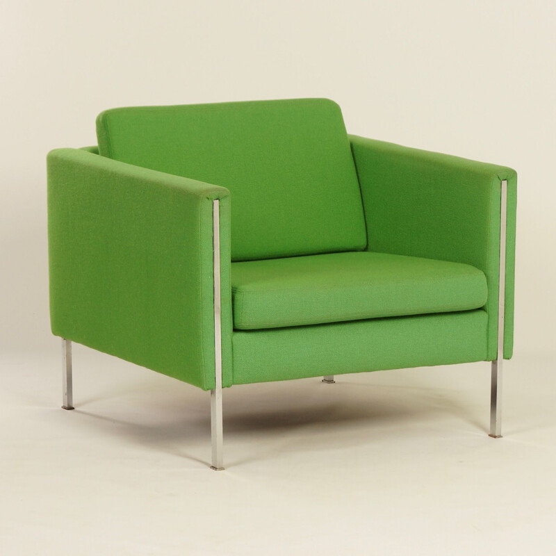 Green 442 armchair by Pierre Paulin for Artifort