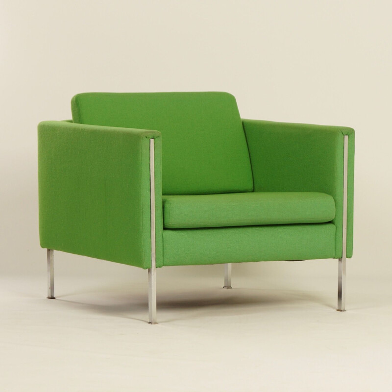 Green 442 armchair by Pierre Paulin for Artifort