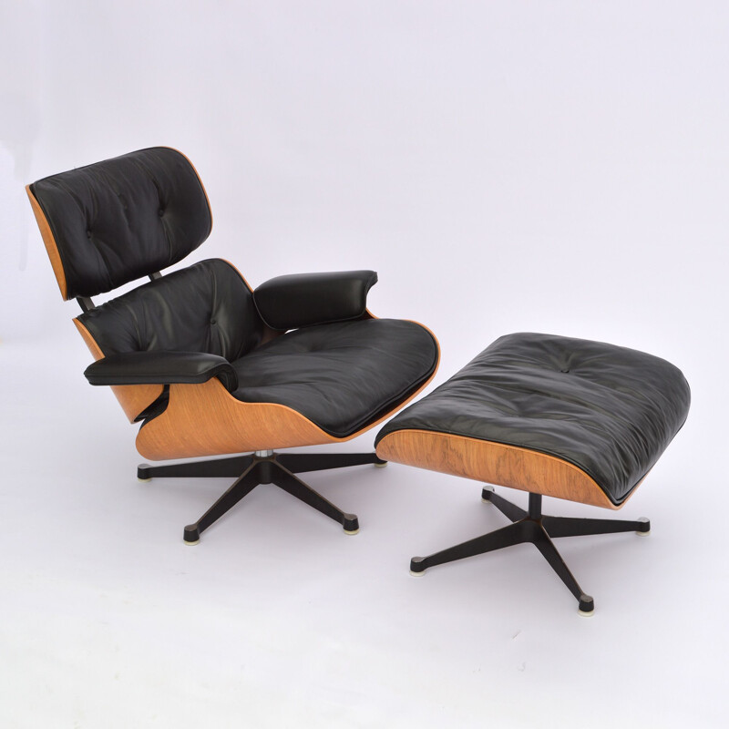 Fauteuil Lounge chair et son ottoman par Charles & Ray Eames pour Herman Miller