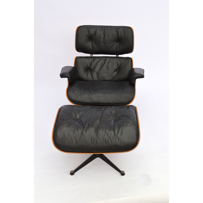 Fauteuil Lounge chair et son ottoman par Charles & Ray Eames pour Herman Miller