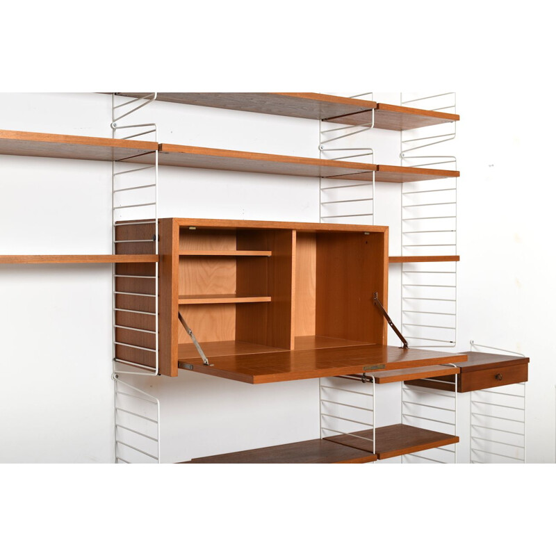 Vintage shelving system in teak by Nisse Strinning