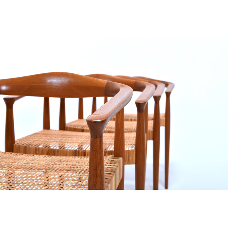 Set of 4 Scandinavian chairs in teak