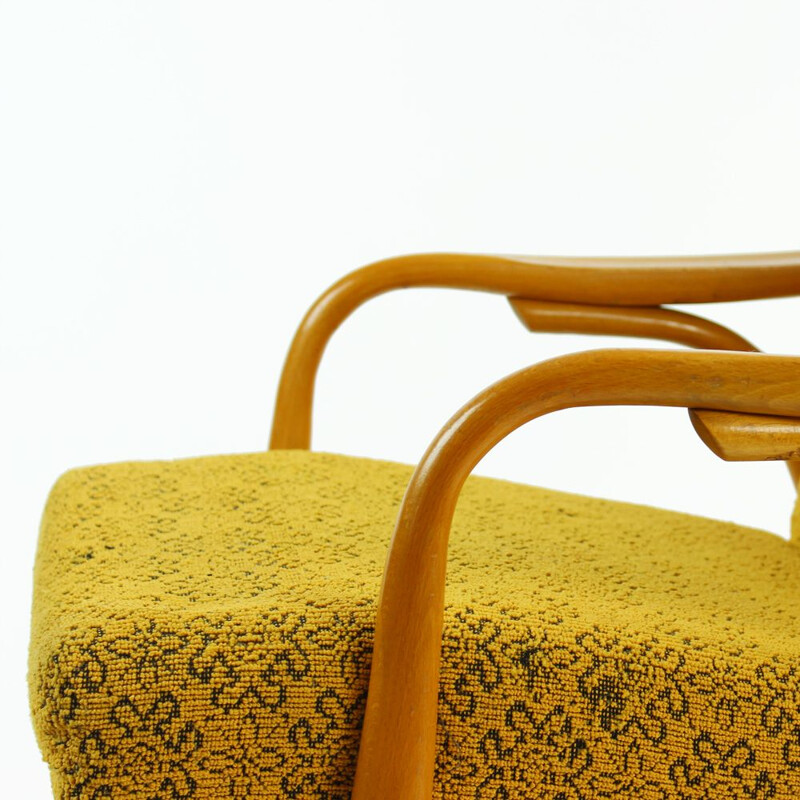 Poltrona Vintage para TON em tecido amarelo e madeira dobrada 1960