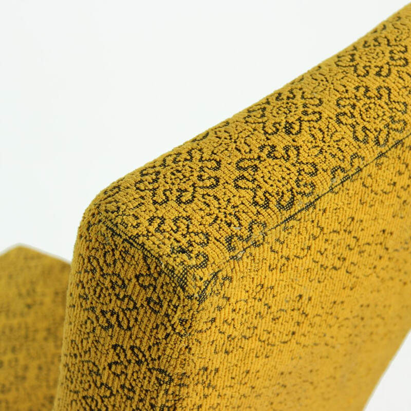 Fauteuil vintage pour TON en tissu jaune et bois courbé 1960