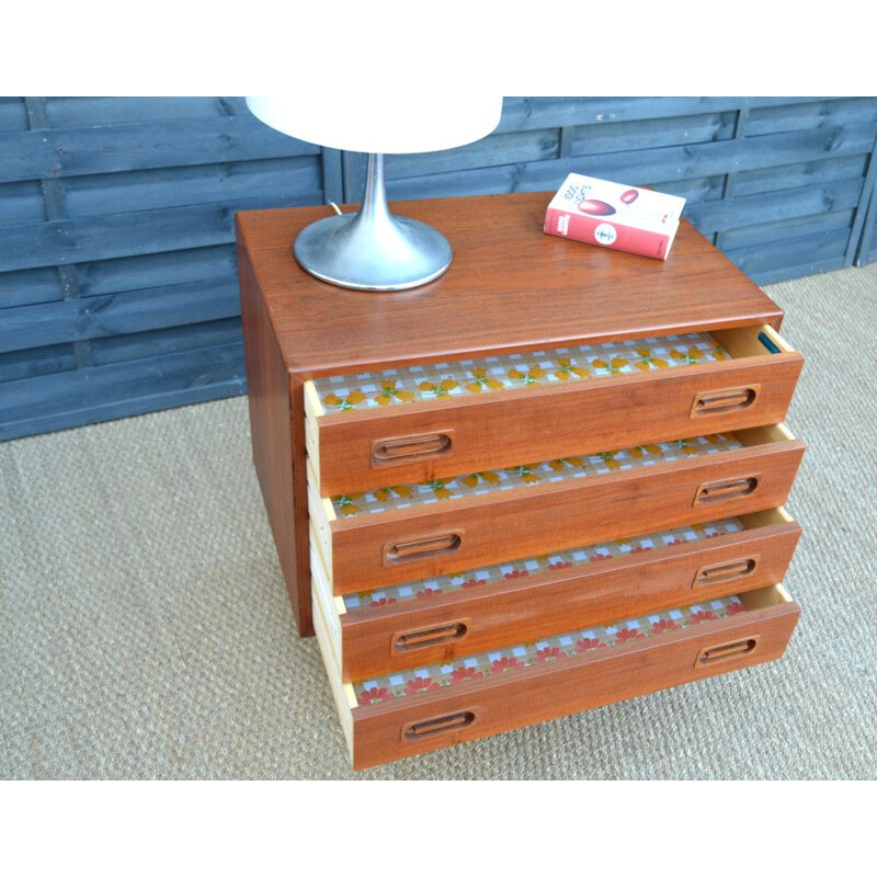 Vintage danish chest of drawers by Dyrlund in teak 1960