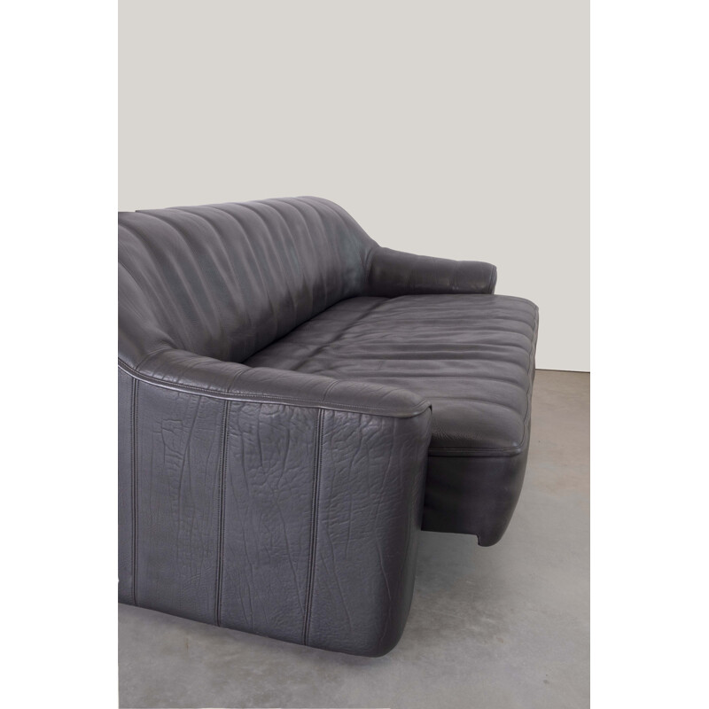 Canapé 3 places en cuir noir par De Sede, modèle 44