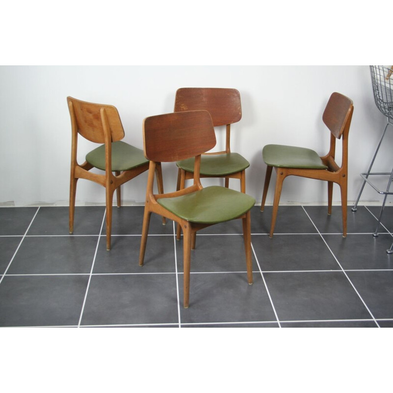 Set of 4 green chairs in beechwood