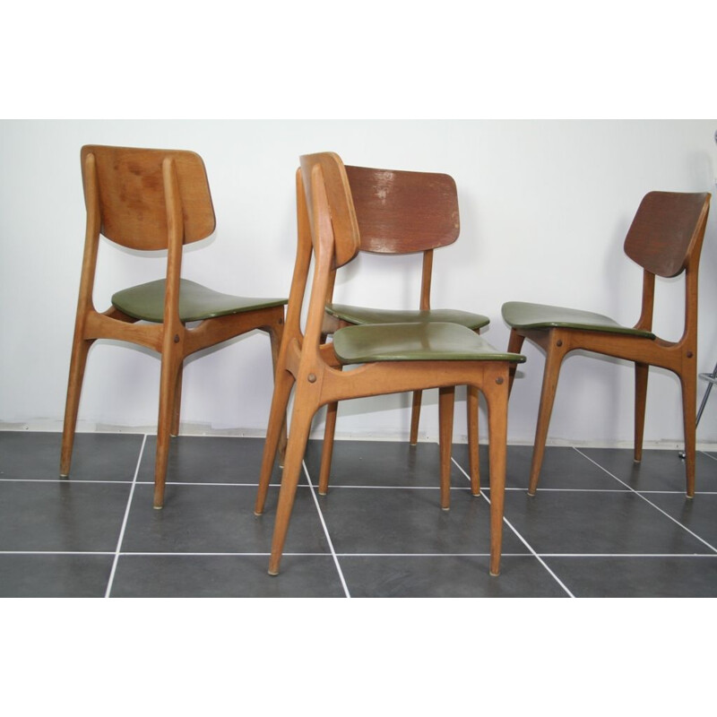 Set of 4 green chairs in beechwood