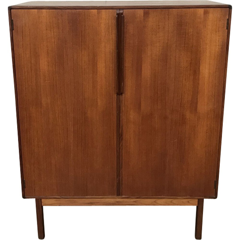 Scandinavian chest of drawers in teak