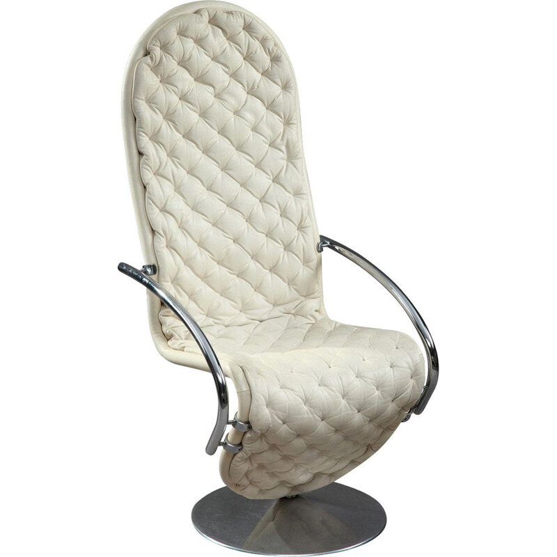 Vintage scandinavian armchair for Fritz Hansen in beige leather and metal