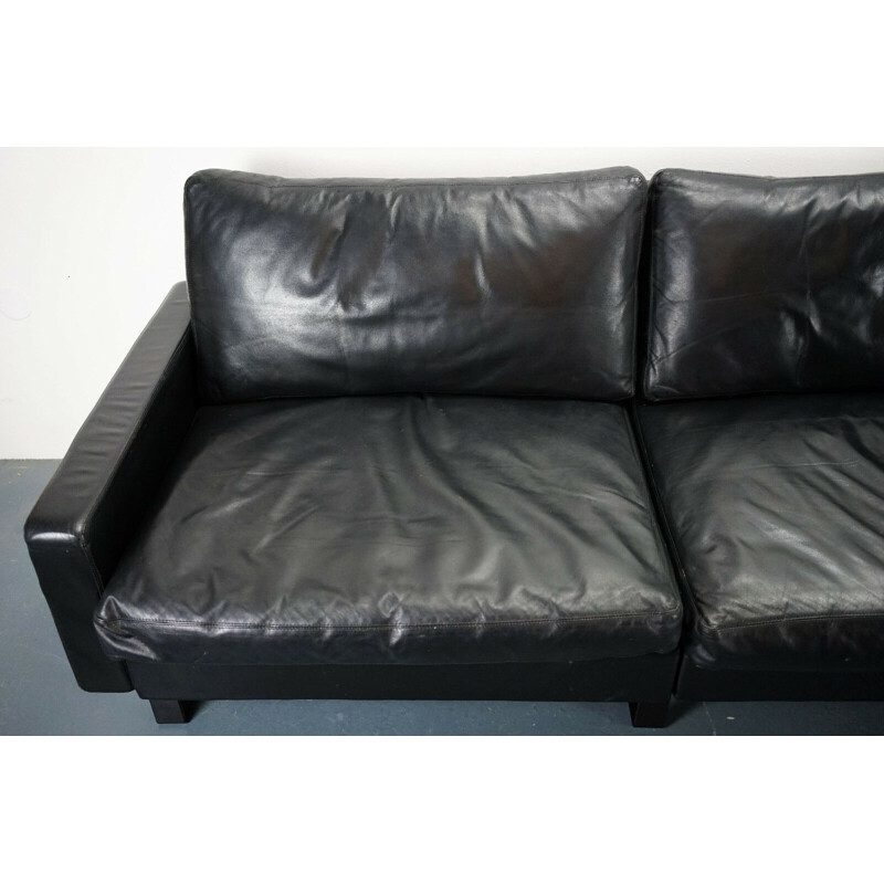 Conseta sofa in black leather