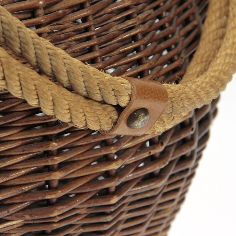 Vintage Italian wicker basket with rope handle 1950s