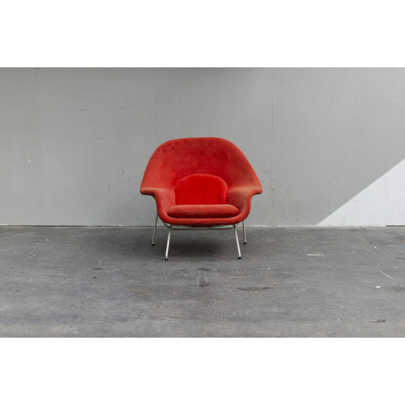 Vintage armchair Womb Chair by knoll