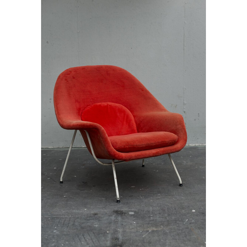 Vintage armchair Womb Chair by knoll