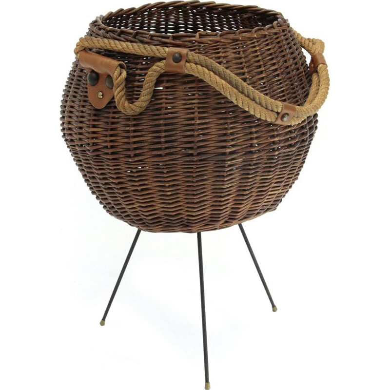 Vintage Italian wicker basket with rope handle 1950s