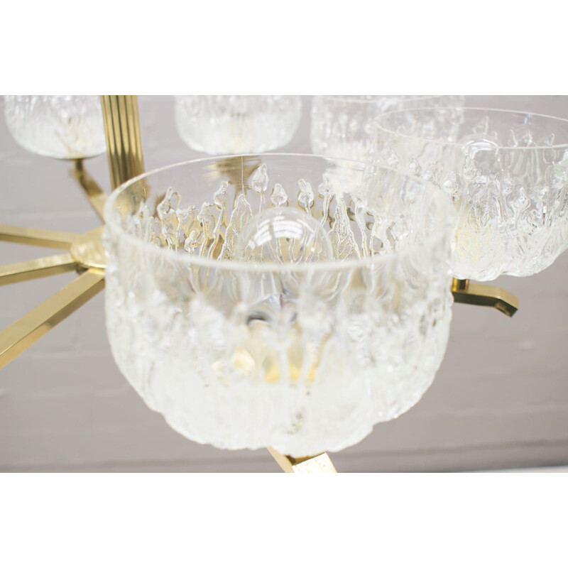 Vintage 8-armed chandelier in brass with structured glass shades