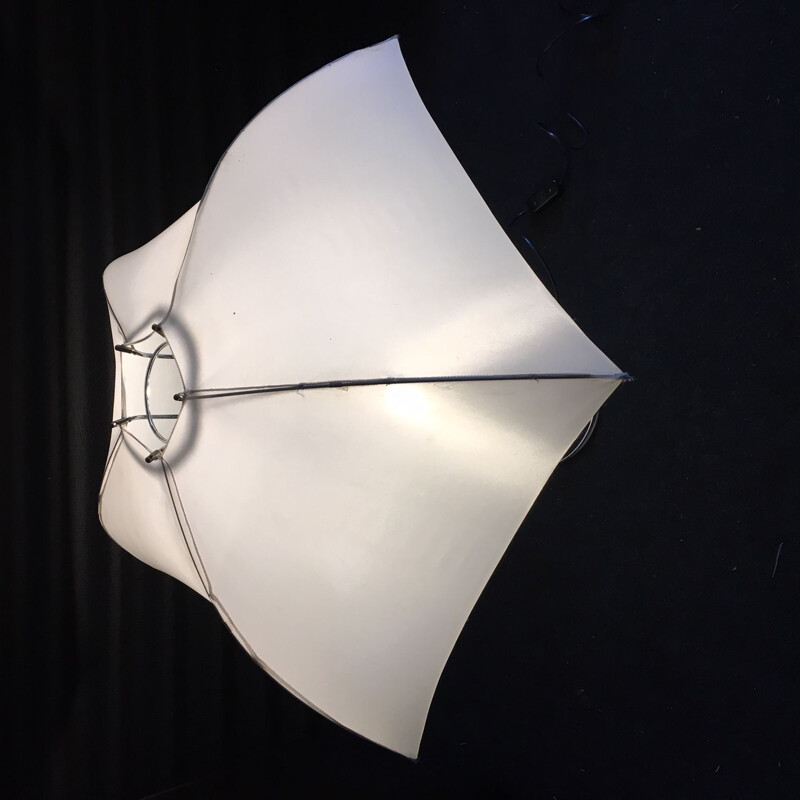 Umbrella table lamp for Artimeta