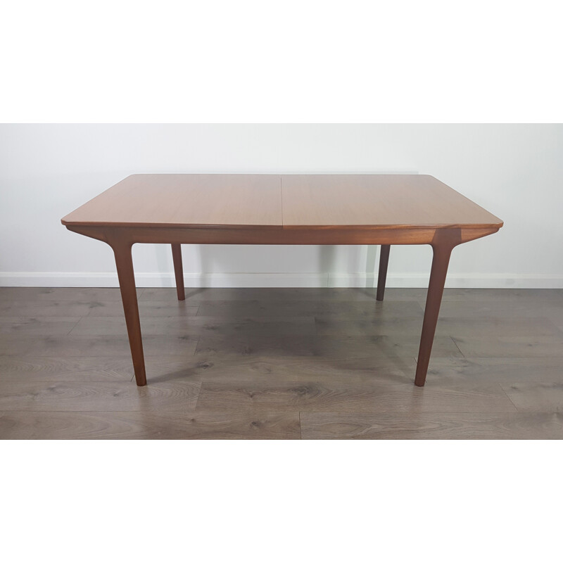 Vintage extending table for McIntosh in teak 1960s