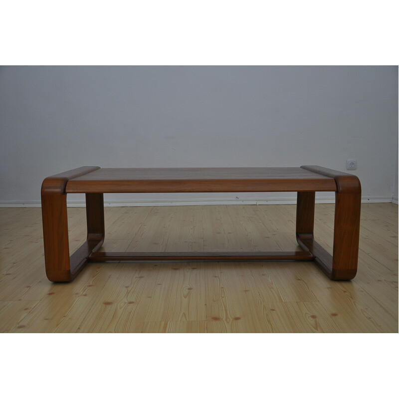 Table basse vintage en teck massif 1970