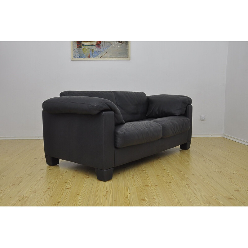 DS17 sofa in black leather from De Sede