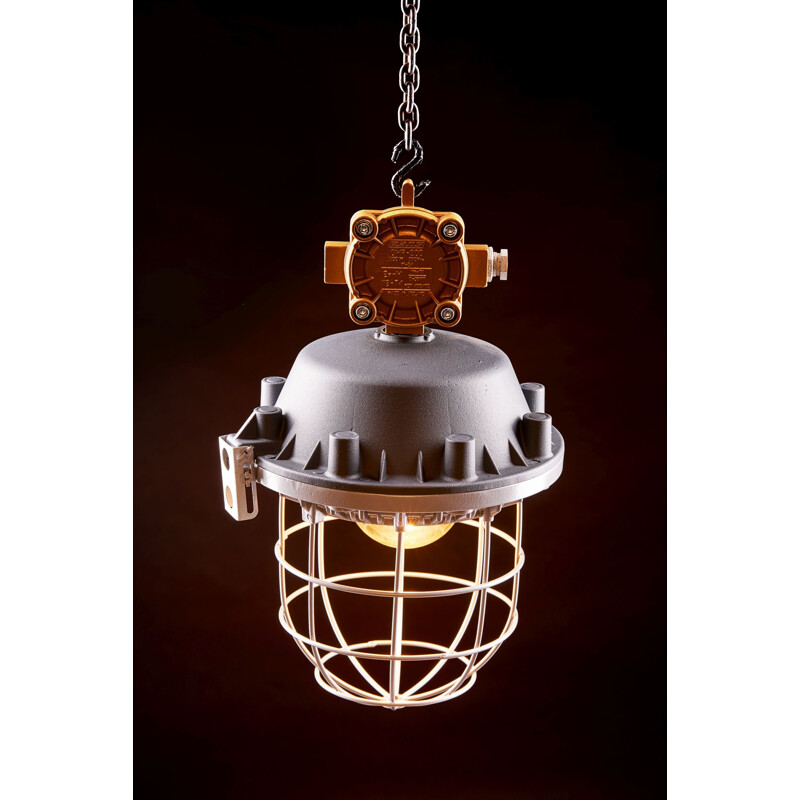 OMP-200 pendant lamp in aluminum