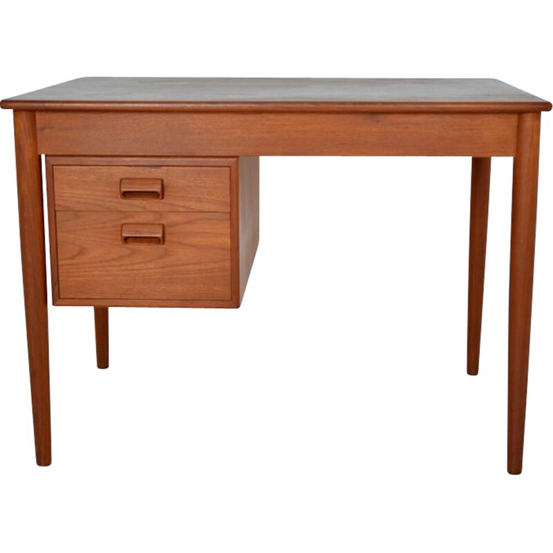 Vintage model 131 desk for Søborg Møbler in teak 1960