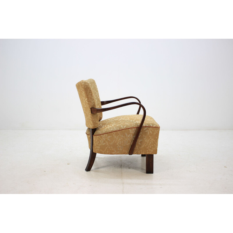 Vintage armchair by Thonet in yellow fabric and oakwook 1930