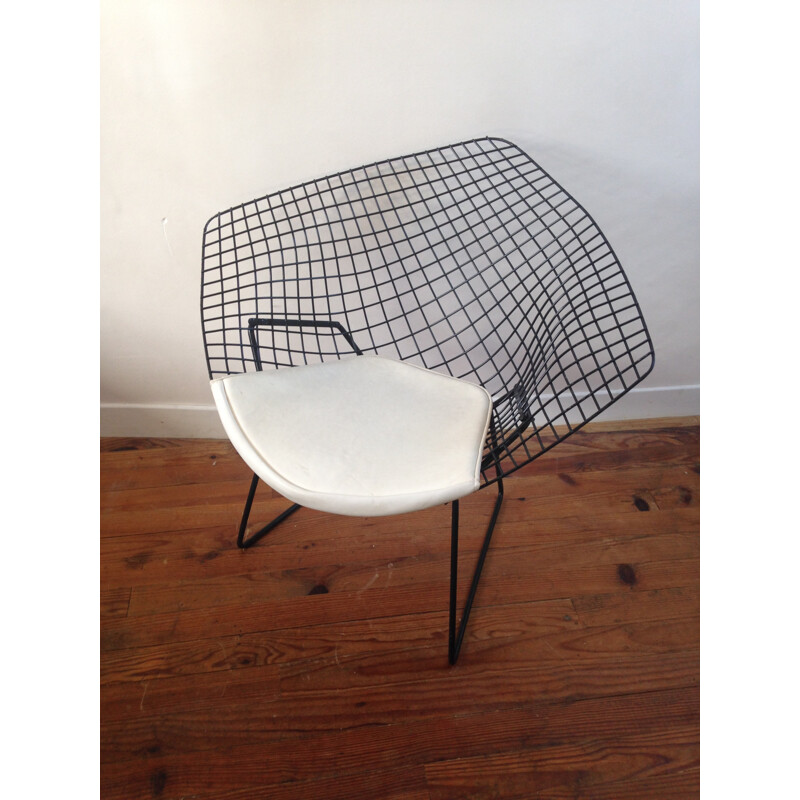 Diamant armchair in metal and white leatherette, Harry BERTOIA - 1950s