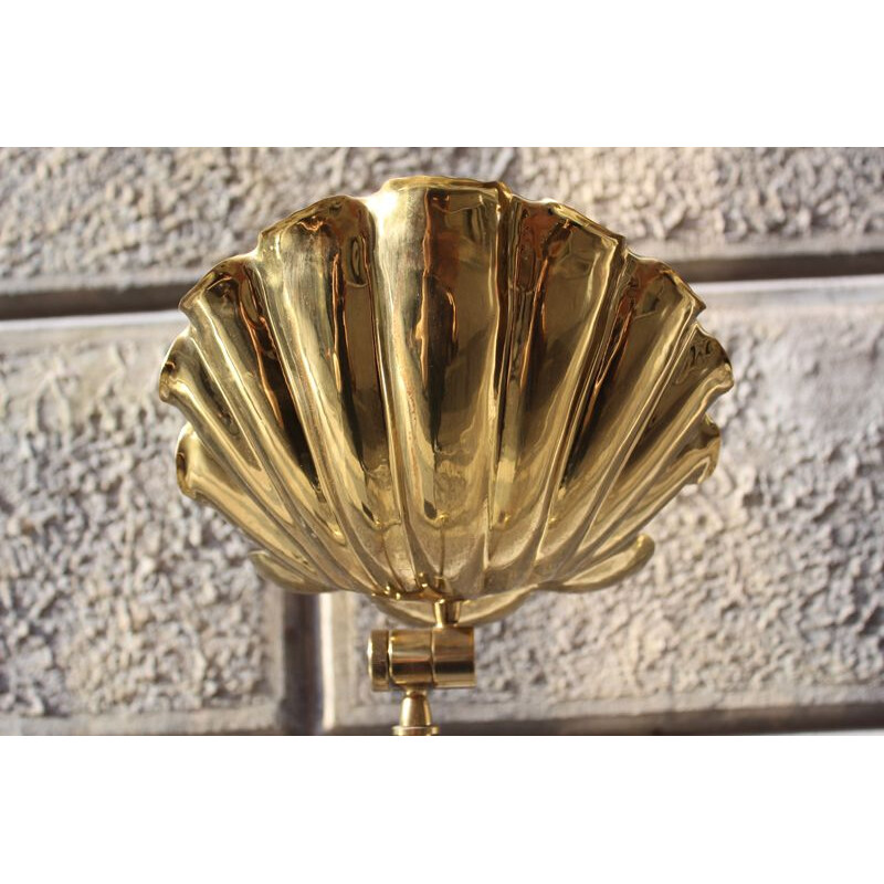 Vintage italian shell floor lamp in brass 1970