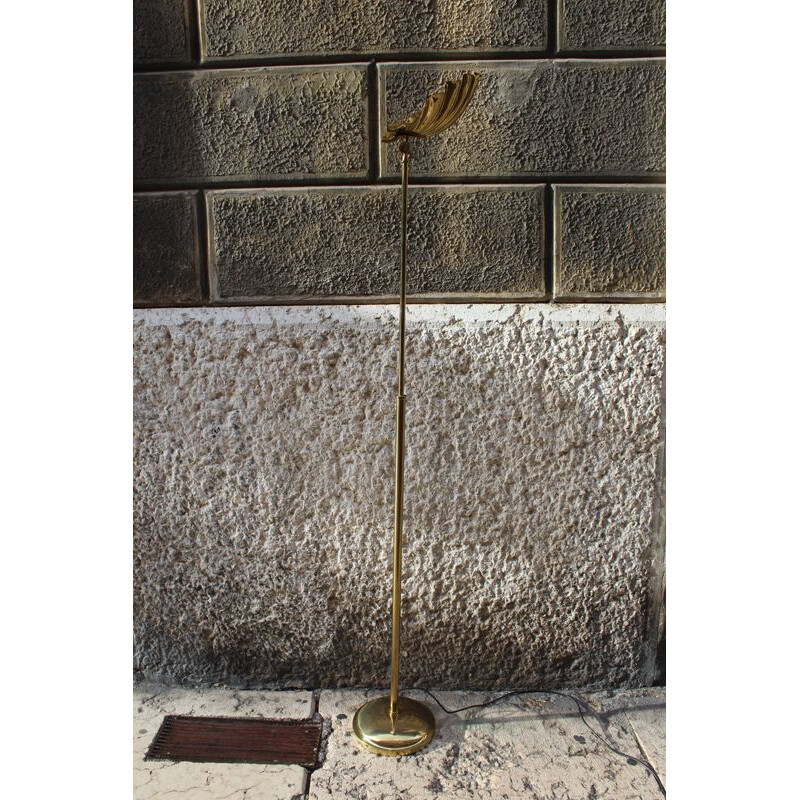 Vintage italian shell floor lamp in brass 1970