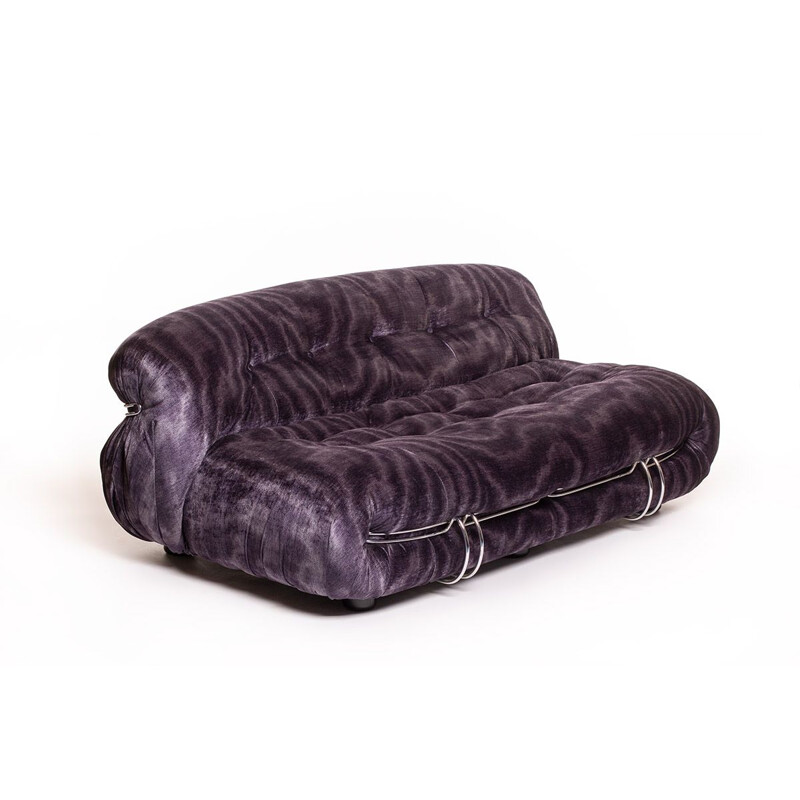 Vintage Soriana sofa for Cassina in purple velvet and metal 1969