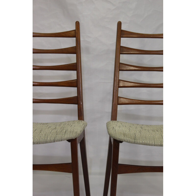 Set of 4 Scandinavian chairs in beechwood