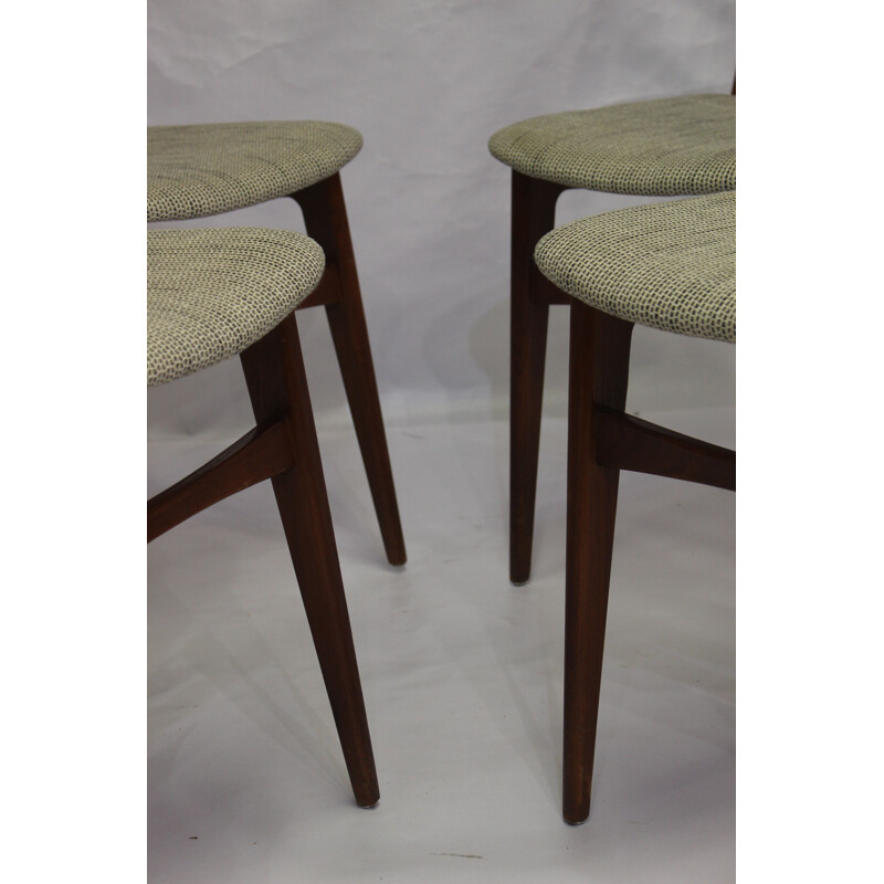 Set of 4 Scandinavian chairs in beechwood