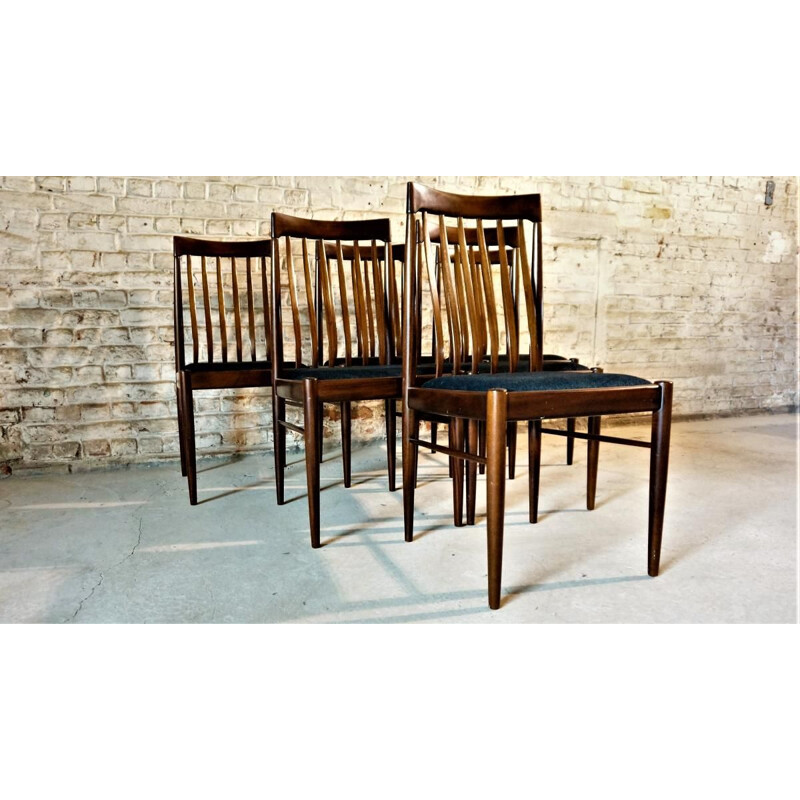 Set of 6 vintage Scandinavian chairs by H.W. Klein