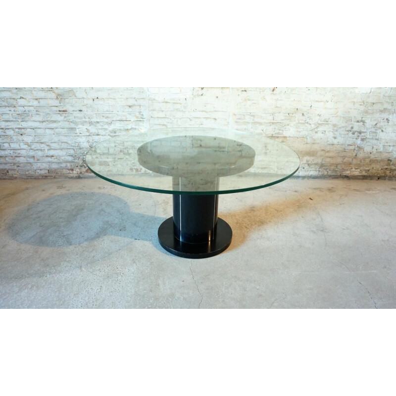 Vintage round table 1970