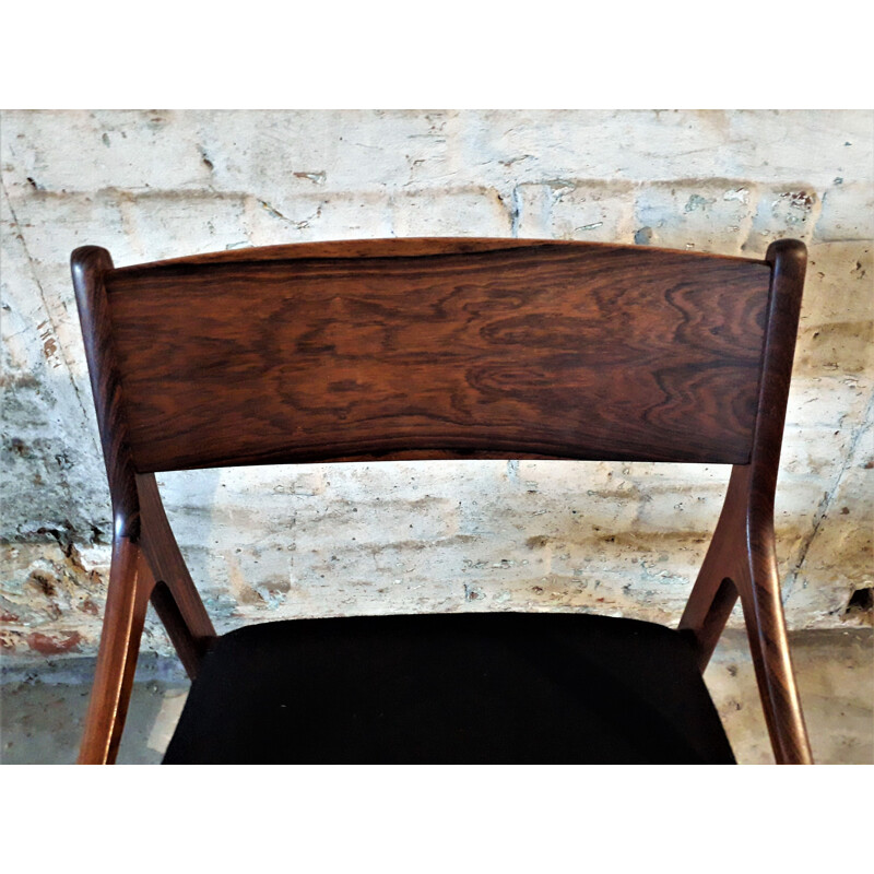 Set of 6 vintage rosewood chairs