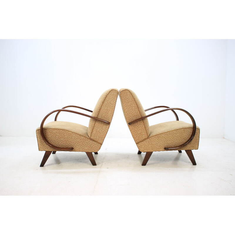 Ensemble de 2 fauteuils vintage par Jindřich Halabala en chêne et tissu 1950