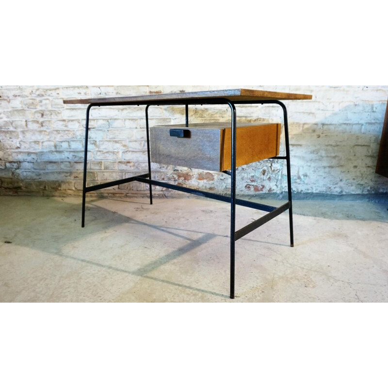 Vintage CM 178 desk by Pierre Paulin in oak and metal 1950