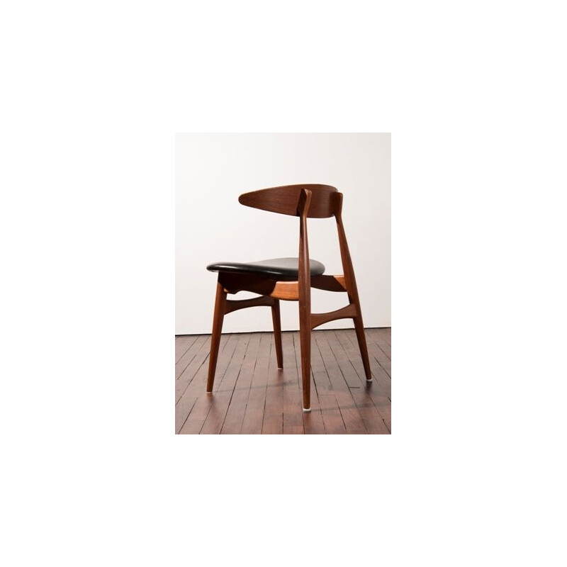 Early production CH 30 chair by Hans Wegner 1950