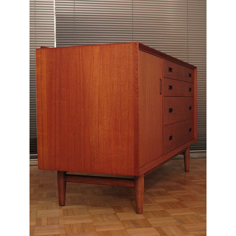 Teak & Oak vintage Sideboard by Arne Vodder 