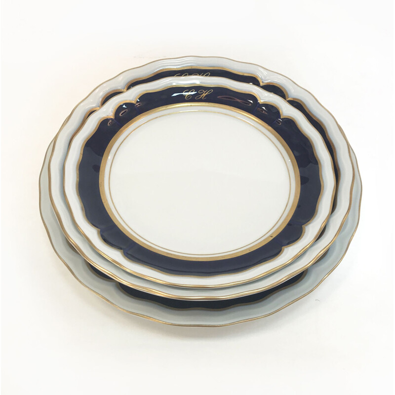 Vintage dinner service in porcelain, gold and cobalt 1980