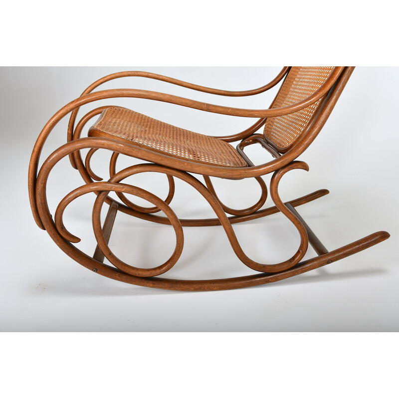 Rocking chair vintage n 6 by Thonet