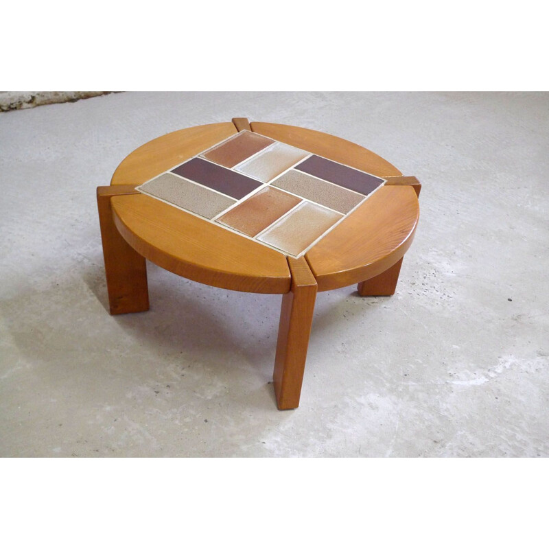 Vintage coffee table in Elm and ceramic