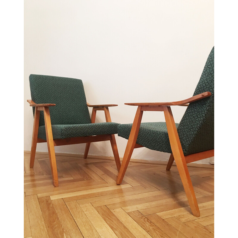 Set of 2 vintage green armchairs