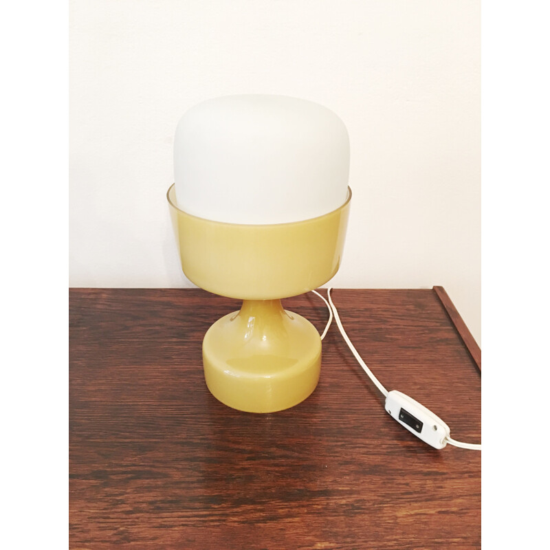 Lampe vintage en verre jaune par Ivan Jakes