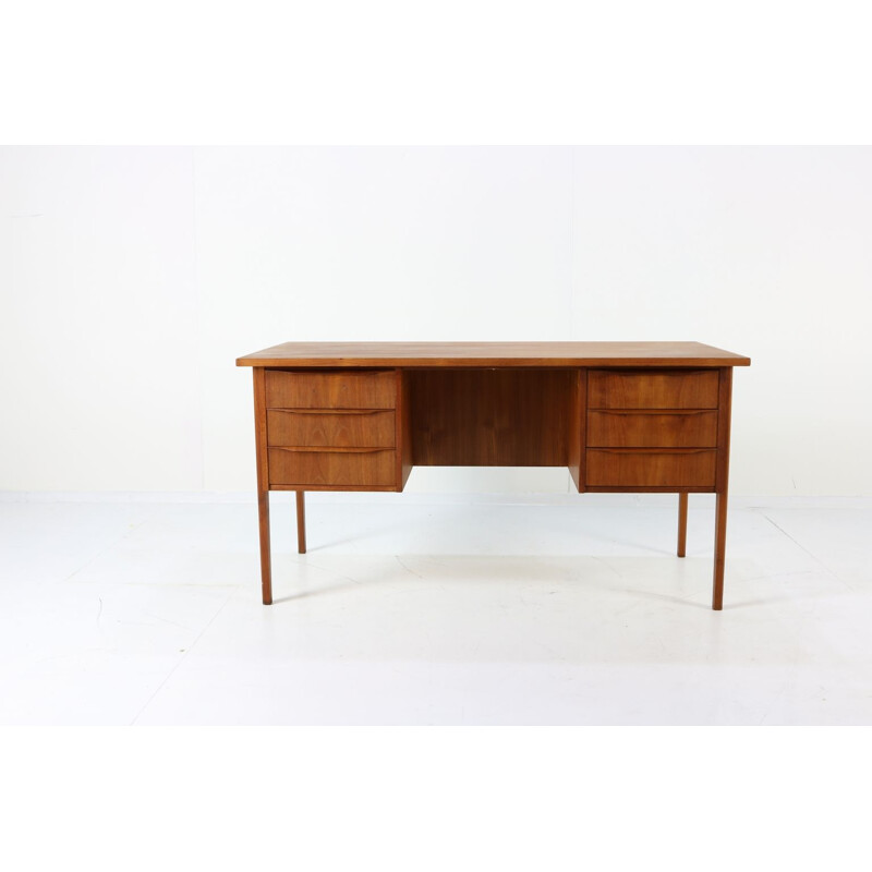 Bureau vintage design danois en teck