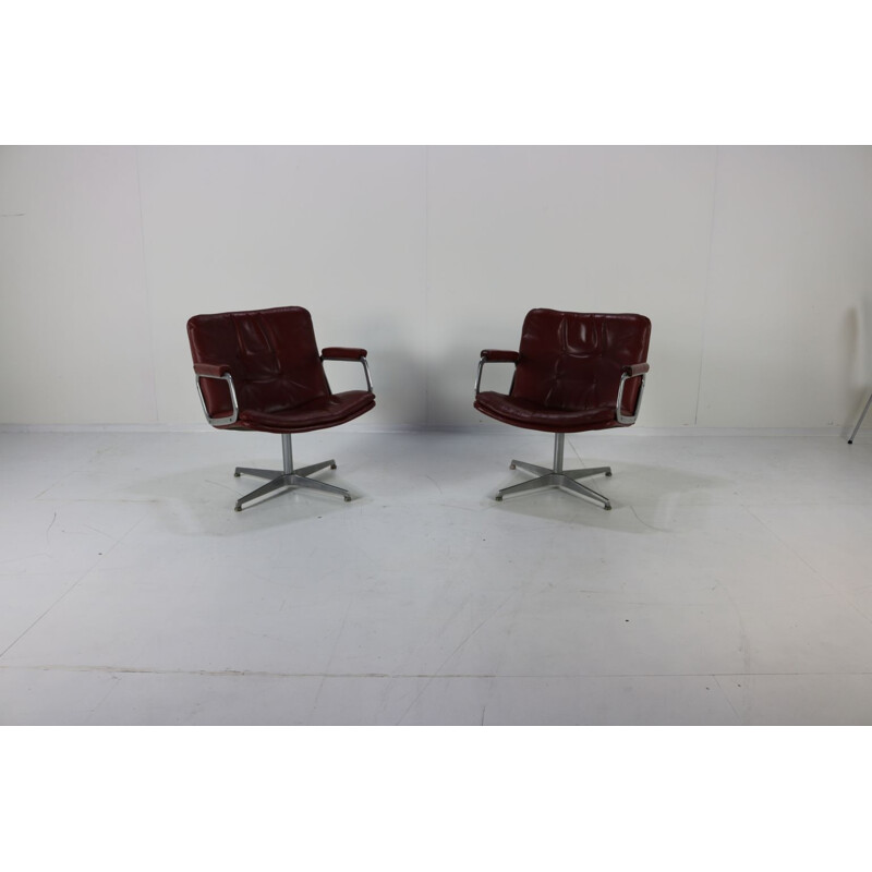 Set of 2 vintage leather lounge chairs by Geoffrey Harcourt