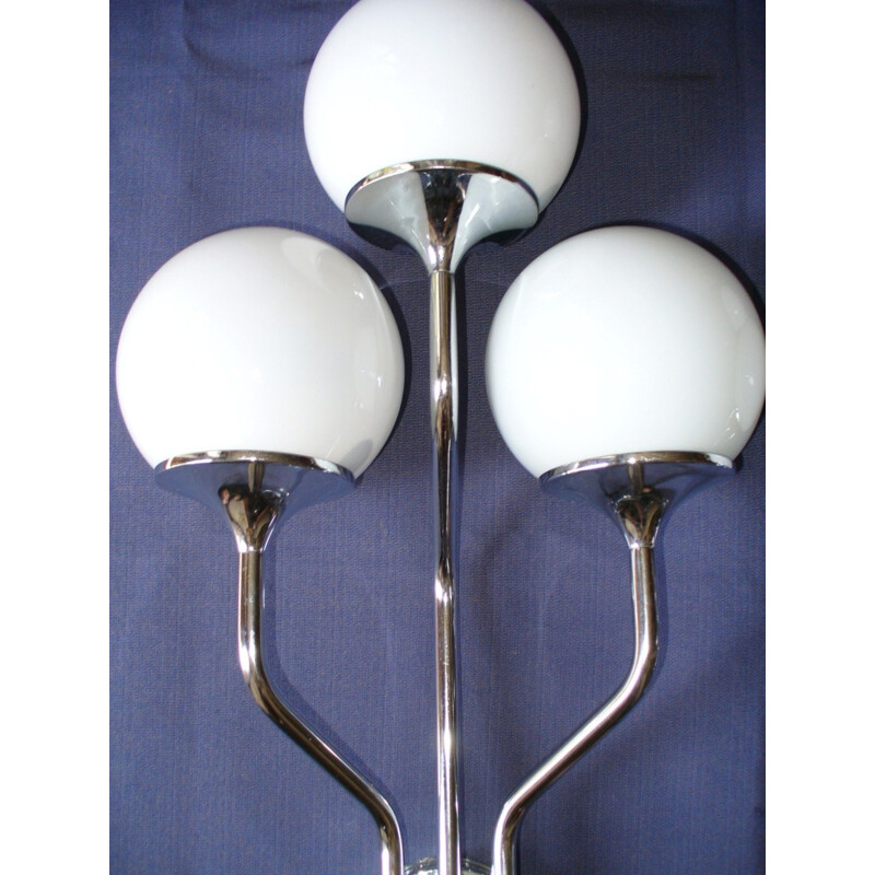 Pair of Opaline glass and chromed nickel wall lamps, Gioffredo REGGIANI - 1970s