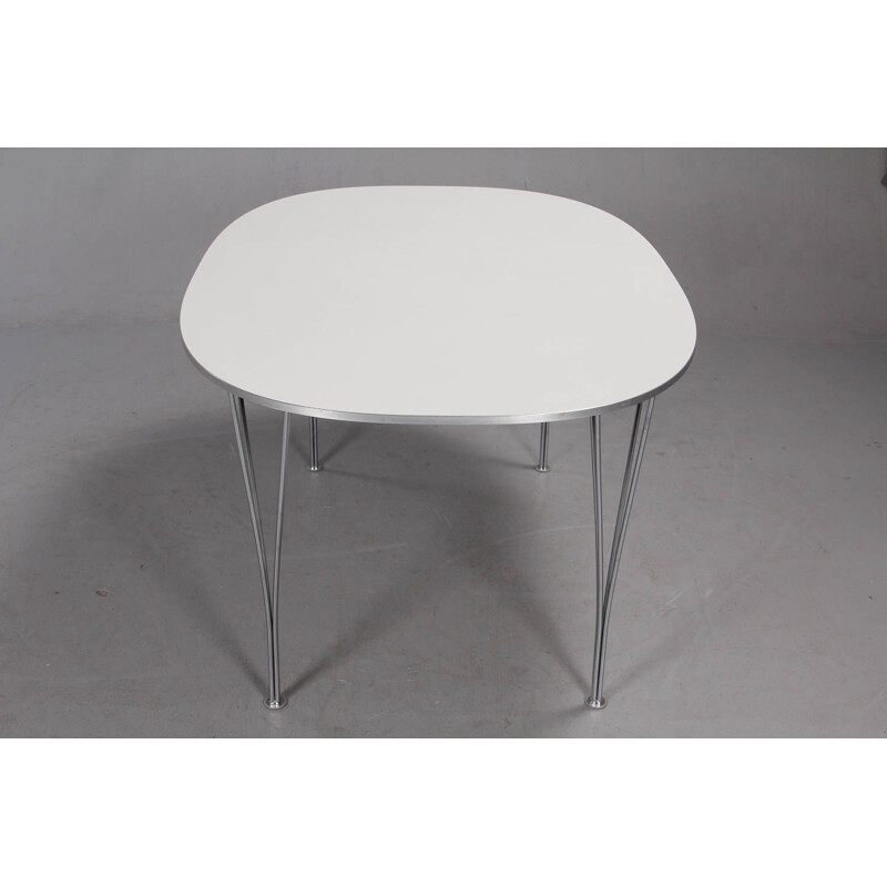 Table "super ellipse" by Piet Hein, Bruno Mathsson - Fritz Hansen 2006